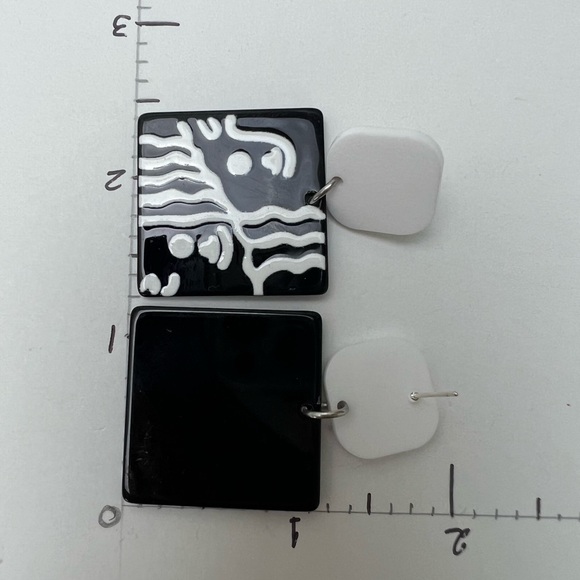 Retro Black & White Dangle Earrings -Artistic Unique Trendy Square Earrings - Picture 17 of 17